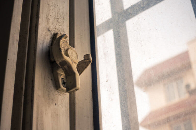 Guide to Sash Window locks The House Detectives